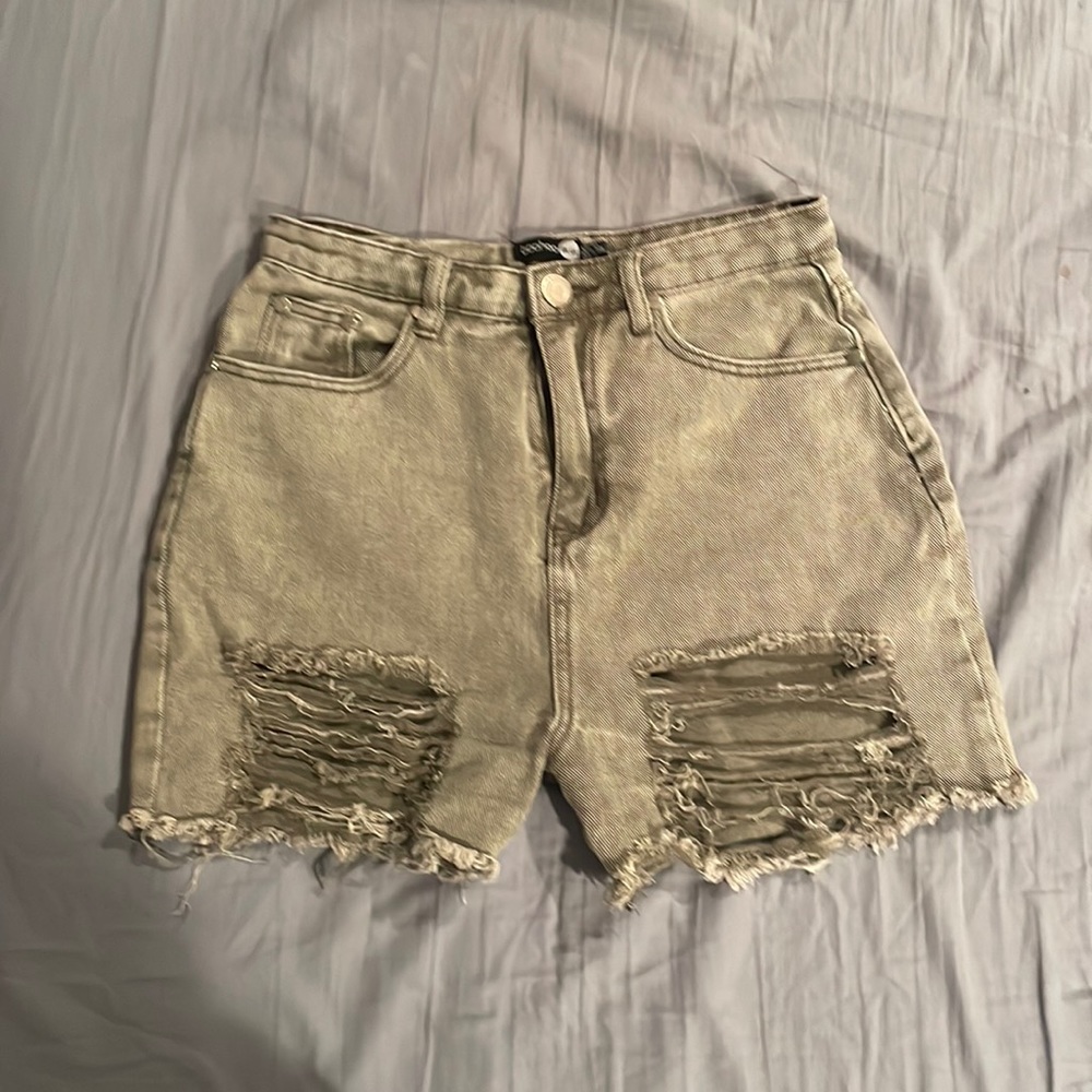 Size 6, Gray, High-waisted, Ripped Jean Shorts from Boohoo.